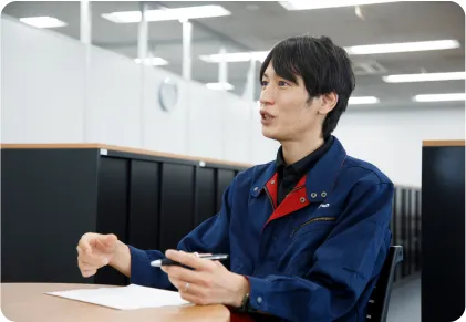 r-work04-4.webp